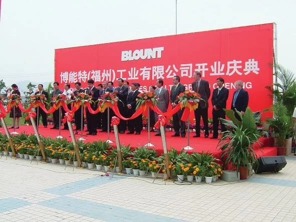 April 2004 Grand Opening 051